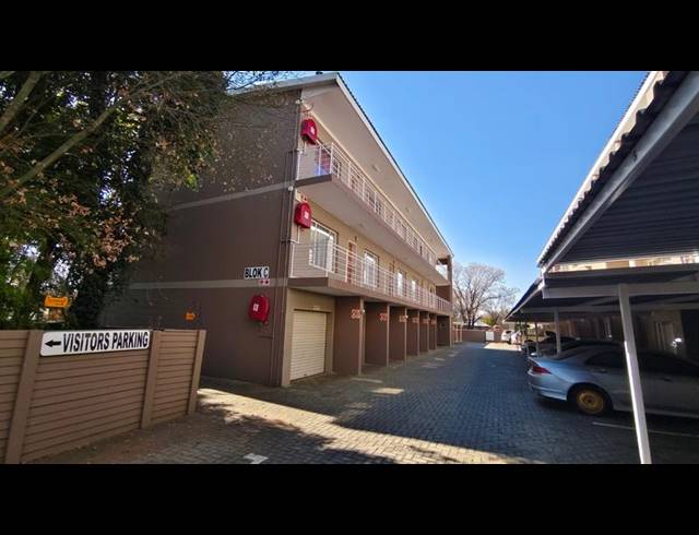 1 BEDROOM APARTMENT FOR SALE IN POTCHEFSTROOM CENTRAL